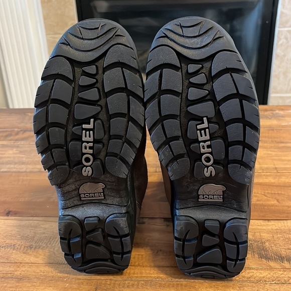 SOREL Boots - Picture 8 of 11